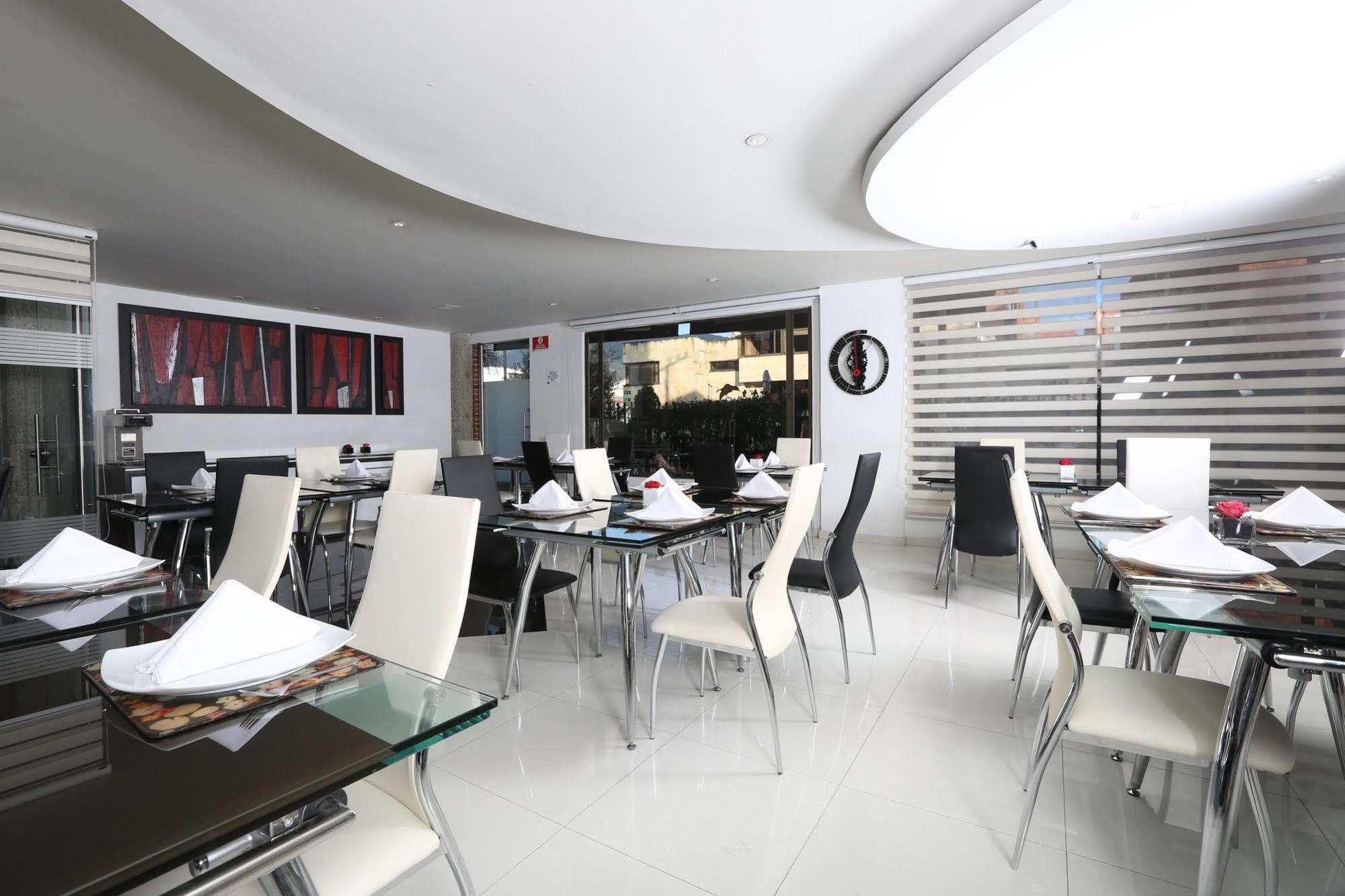 Hotel Suites 108 Bogota Exterior photo